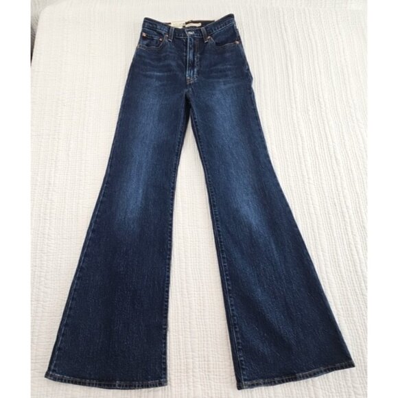 Levi's Ribcage Bell Jeans Women's 25x34 Dark Wash Red Tab Flare Stretch NEW NWT - Picture 1 of 16